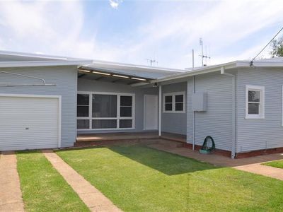 119 Farnell St, Forbes