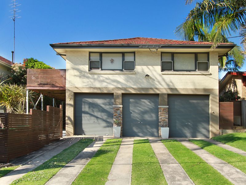 4 / 7 Kelvin Road, Coniston