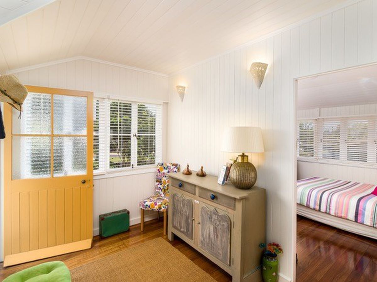 34 HERBERTON ROAD, Atherton