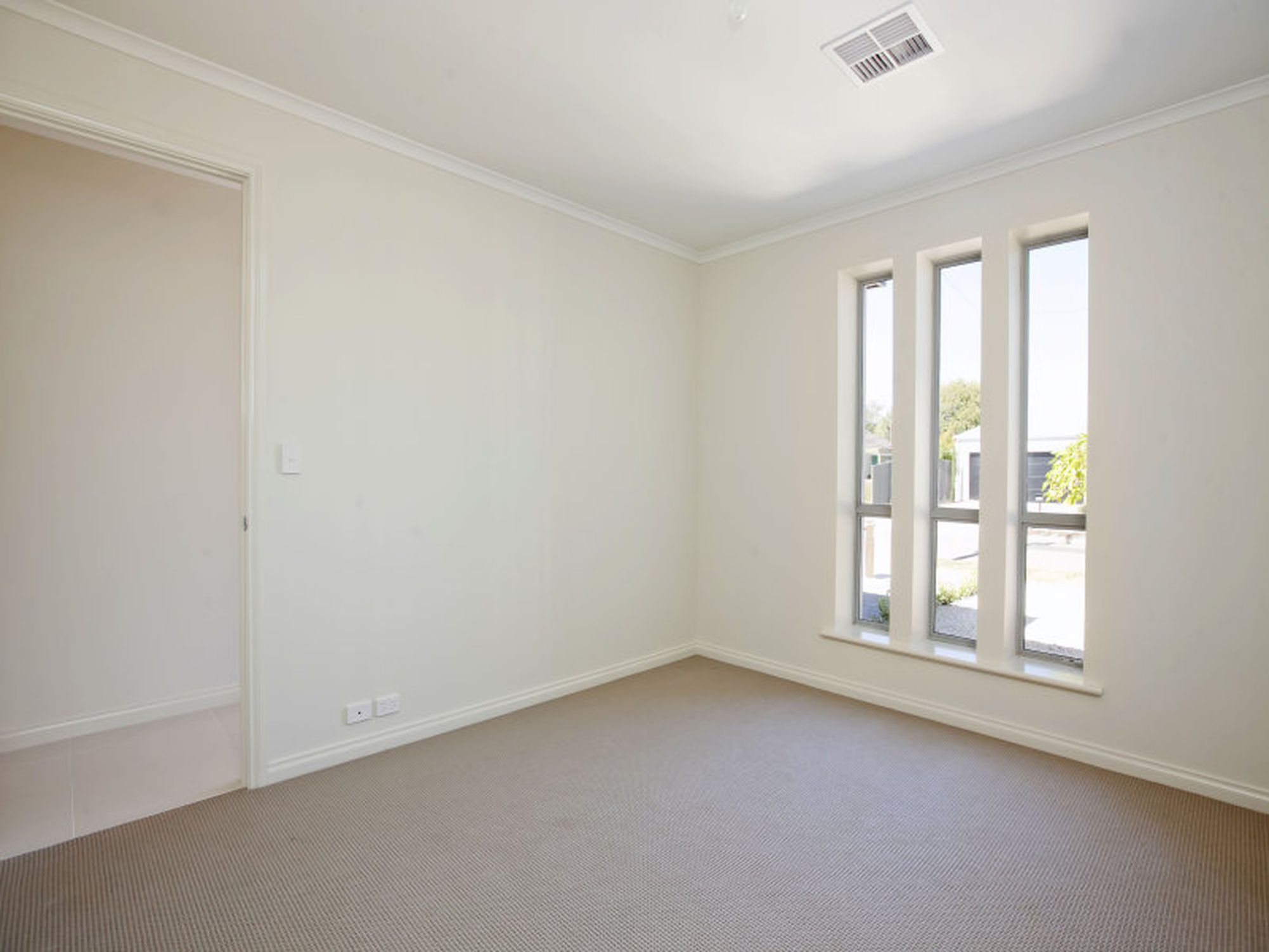 6 Buccleuch Avenue, Findon