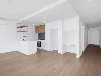 704 / 5 Olive York Way, Brunswick West