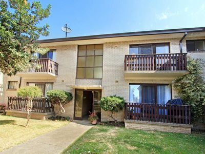 4 / 46-48 Peterborough Avenue, Lake Illawarra