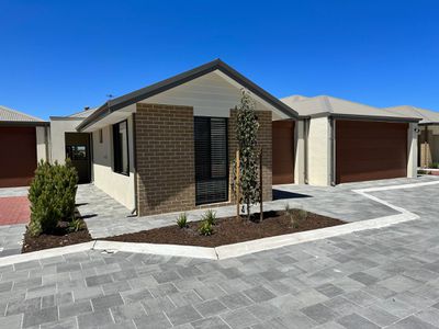 3 / 6 Merion Court, Yanchep