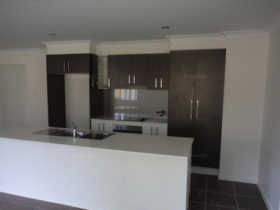 29 Honeywood Drive, Fernvale