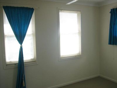 23 Wybalena Avenue, Koonawarra