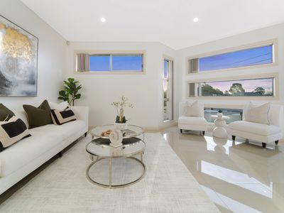 22 Rhodes Avenue, Guildford