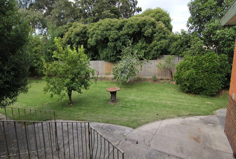 6 Marcella Court, Oakleigh East