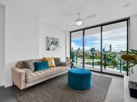 2203 / 10  Trinity Street, Fortitude Valley