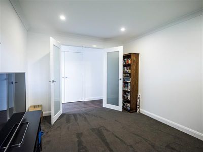 55 York Street, Forbes