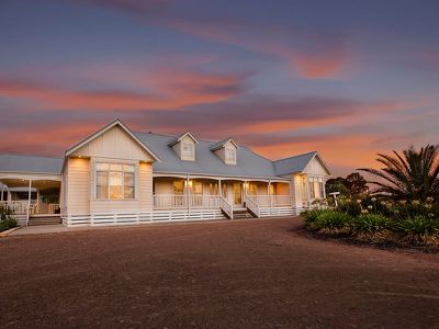 410 Seymour Avenel Road, Seymour