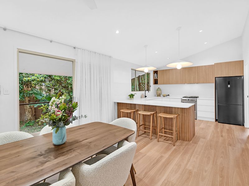 2 Eucalyptus Ave, Varsity Lakes