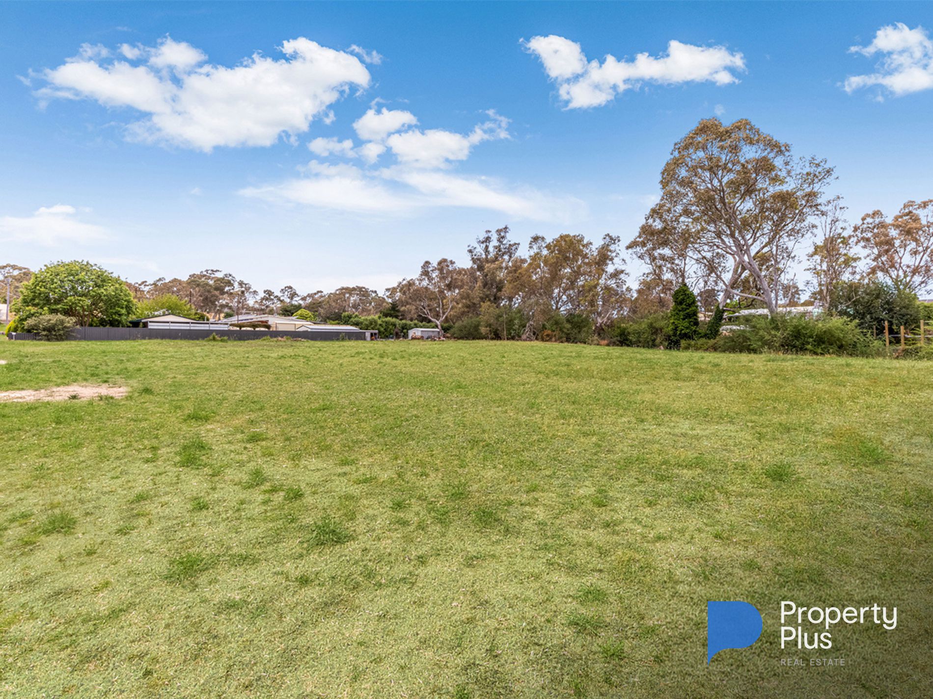 5-13 Warren Street, Harcourt