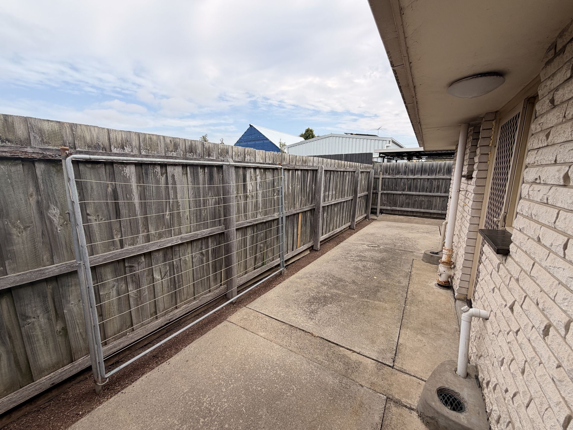 4 / 2 Mimosa Street, Newcomb