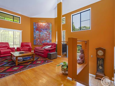 18 Flinders Way, Ocean Shores