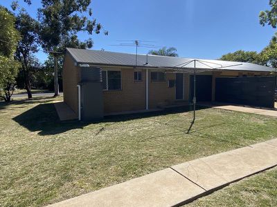 2 / 24 William Street, Kingaroy