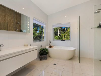15 Tranquil Place, Alexandra Headland
