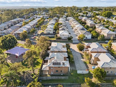 2 / 62 Sophie Place, Doolandella
