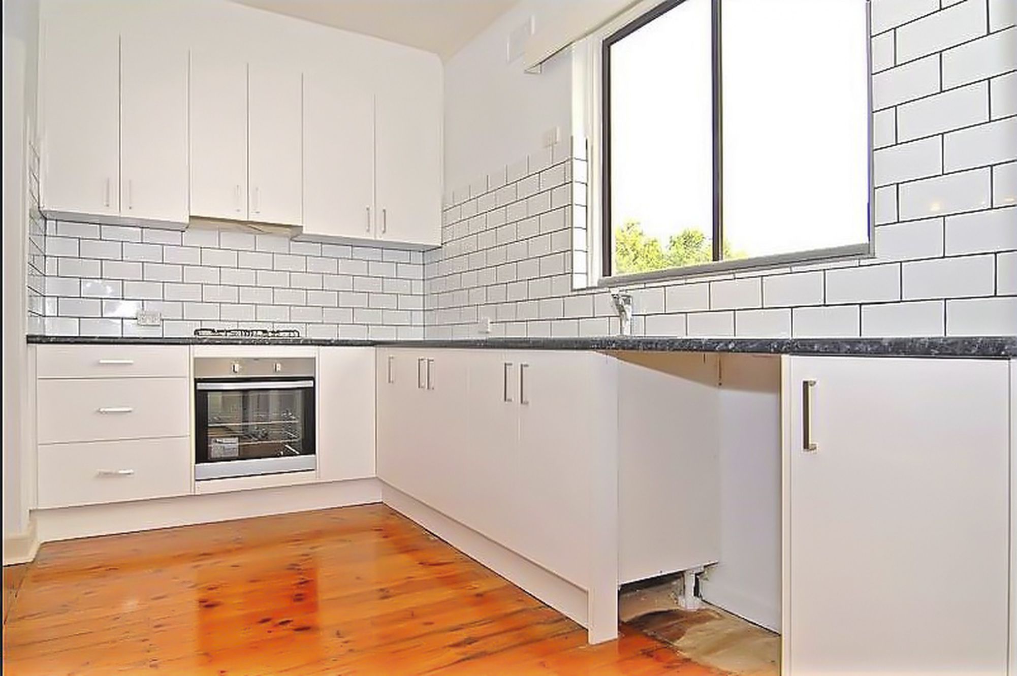 1 / 11 Neville Avenue, Clarence Gardens