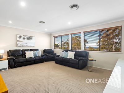 6 Primrose Place, Farmborough Heights