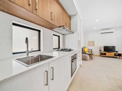 2 / 10 Trink Street, Cloverdale