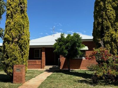 43 Victoria Street, Parkes