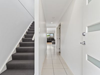 183 Dixon Drive, Coomera