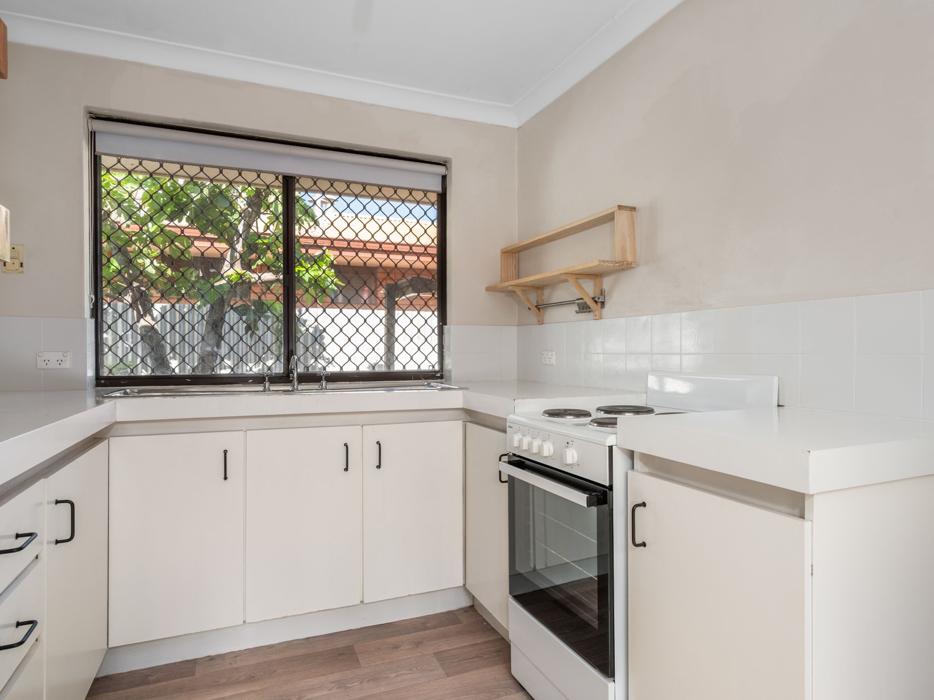 90A Keenan Street, Hannans