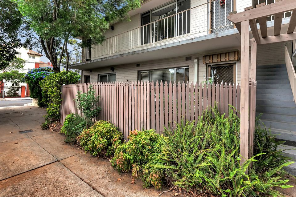 2 / 21 Hobart Road, Murrumbeena