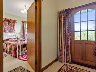 8524 Channel Highway, Woodstock