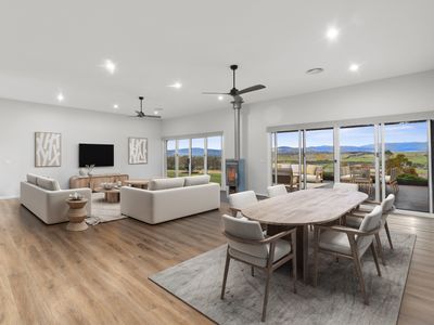 93 Drakes Hill Road, Mansfield