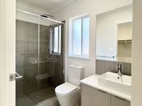 80 Redcomb Drive, Park Ridge