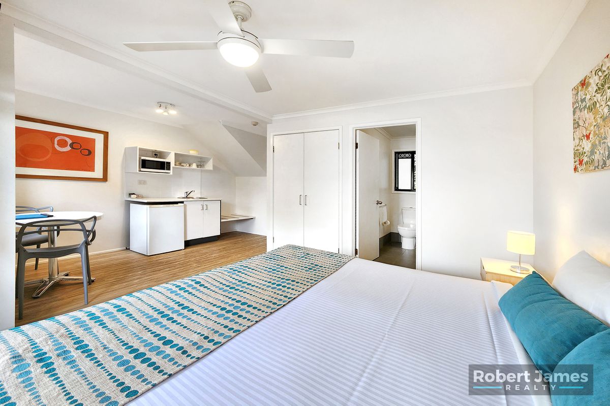 569 & 570 / 3 Hilton Terrace, Tewantin