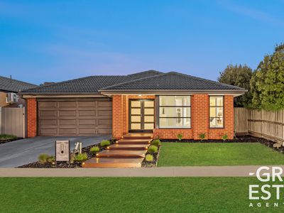 30 Lemon Grove, Cranbourne West