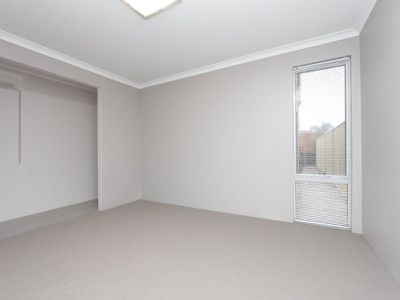 4 / 58 Central Avenue, Redcliffe
