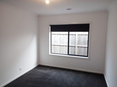 12D Logan Street, Hamlyn Heights