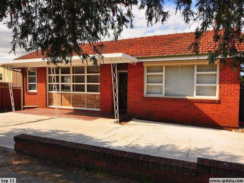 8 Cowper Street, Campsie