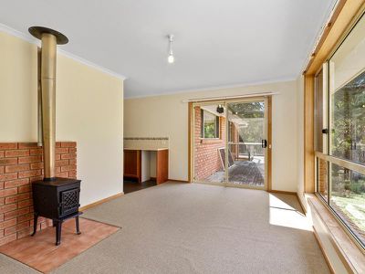 935 Woodbridge Hill Road, Gardners Bay