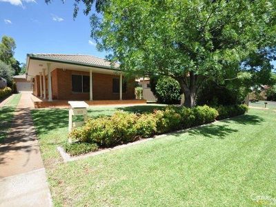 113 Bultje Street, Dubbo