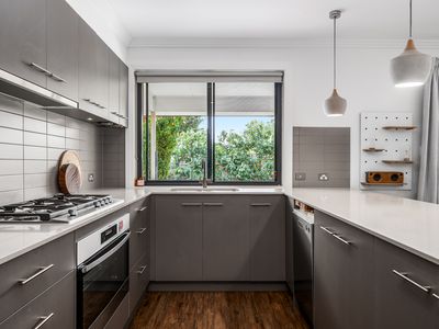 17 Maude Street, Glandore