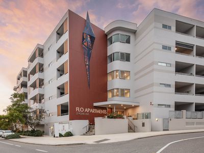 11 / 2 Rowe Avenue, Rivervale