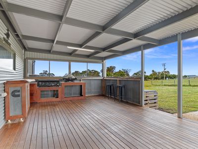 90 Hamilton Way, Lockwood South