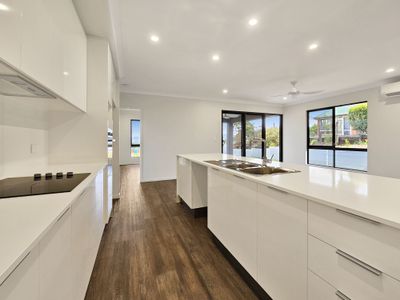 23 Countryview Drive, Atherton