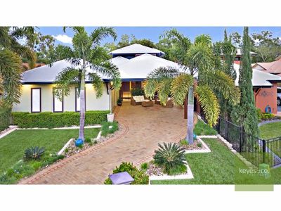 6 Regatta Crescent, Douglas