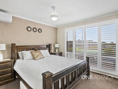 2 Honeysuckle Place, Albion Park Rail