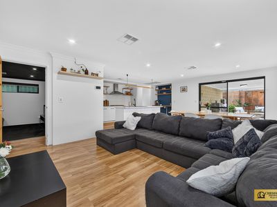 80 Littabella Avenue, Wandi