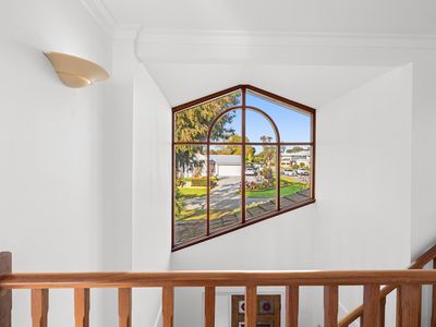 2 Desford Close, Shelley