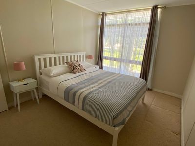 2 Cameron Road, Riverside