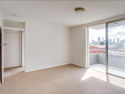 9 / 240 Mill Point Road, South Perth