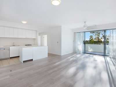 304/33 Main Street, Rouse Hill