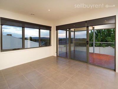 56 BALLARA DRIVE, Wodonga